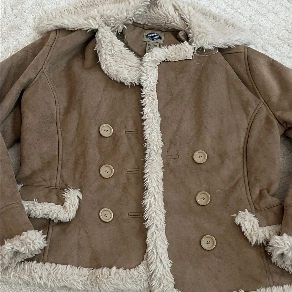 Cozy Brown Jacket with Faux Fur Trim - Picture 3 of 6